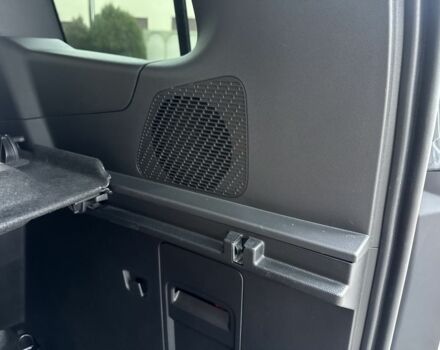 Серый Мерседес Т-мод, объемом двигателя 0 л и пробегом 11 тыс. км за 25900 $, фото 20 на Automoto.ua