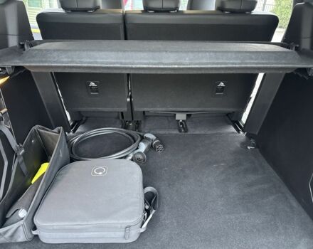 Серый Мерседес Т-мод, объемом двигателя 0 л и пробегом 11 тыс. км за 25900 $, фото 19 на Automoto.ua