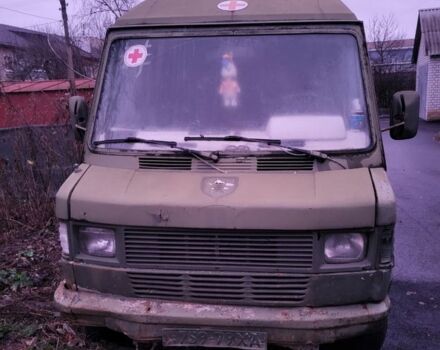 Зелений Мерседес Т-мод, об'ємом двигуна 0 л та пробігом 2 тис. км за 475 $, фото 1 на Automoto.ua