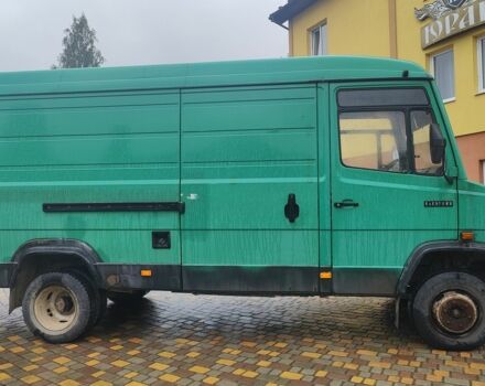 Зелений Мерседес Т-мод, об'ємом двигуна 4 л та пробігом 270 тис. км за 4800 $, фото 2 на Automoto.ua