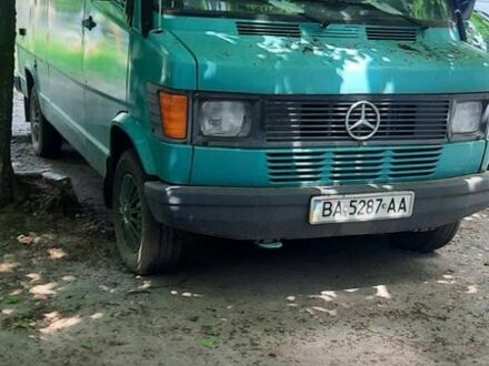 Мерседес Т-мод 1994 в Кропивницком (Кировограде) на Automoto.ua Зеленый Мерседес Т-мод, объемом двигателя 0 л и пробегом 450 тыс. км за 2700 $, фото 1 на Automoto.ua