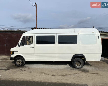 Белый Мерседес T1, объемом двигателя 2.9 л и пробегом 300 тыс. км за 3000 $, фото 4 на Automoto.ua