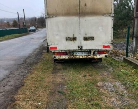 Белый Мерседес T1, объемом двигателя 2.9 л и пробегом 400 тыс. км за 2500 $, фото 1 на Automoto.ua