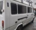 Білий Мерседес T1, об'ємом двигуна 2.87 л та пробігом 300 тис. км за 2300 $, фото 2 на Automoto.ua