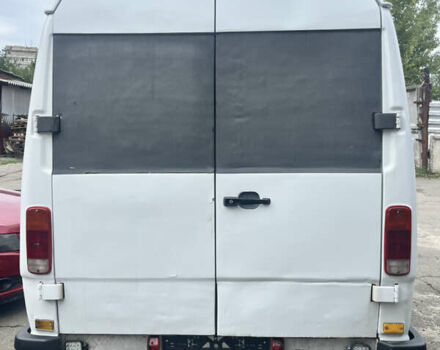 Білий Мерседес T1, об'ємом двигуна 2.4 л та пробігом 805 тис. км за 3300 $, фото 1 на Automoto.ua