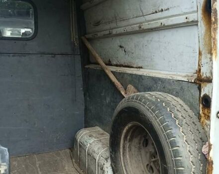 Белый Мерседес T1, объемом двигателя 2.8 л и пробегом 370 тыс. км за 2300 $, фото 6 на Automoto.ua