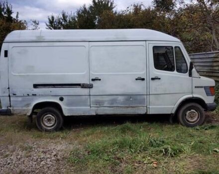 Білий Мерседес T1, об'ємом двигуна 2.3 л та пробігом 282 тис. км за 2500 $, фото 3 на Automoto.ua