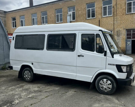 Білий Мерседес T1, об'ємом двигуна 2.4 л та пробігом 805 тис. км за 3300 $, фото 3 на Automoto.ua