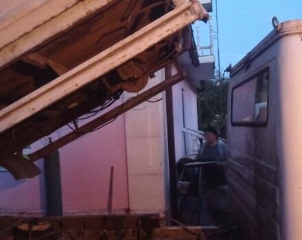 Білий Мерседес T1, об'ємом двигуна 2.9 л та пробігом 500 тис. км за 6200 $, фото 11 на Automoto.ua