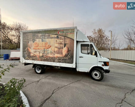 Белый Мерседес T1, объемом двигателя 2.87 л и пробегом 529 тыс. км за 5300 $, фото 3 на Automoto.ua