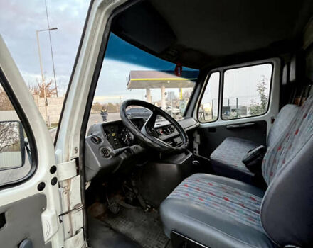 Белый Мерседес T1, объемом двигателя 2.87 л и пробегом 529 тыс. км за 5300 $, фото 7 на Automoto.ua