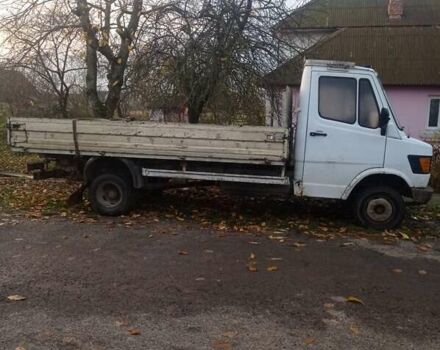 Белый Мерседес T1, объемом двигателя 2.9 л и пробегом 500 тыс. км за 7200 $, фото 6 на Automoto.ua