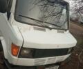 Белый Мерседес T1, объемом двигателя 2.3 л и пробегом 480 тыс. км за 1100 $, фото 1 на Automoto.ua