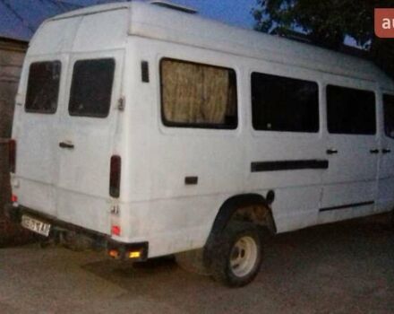 Белый Мерседес T1, объемом двигателя 2.9 л и пробегом 3 тыс. км за 2700 $, фото 7 на Automoto.ua