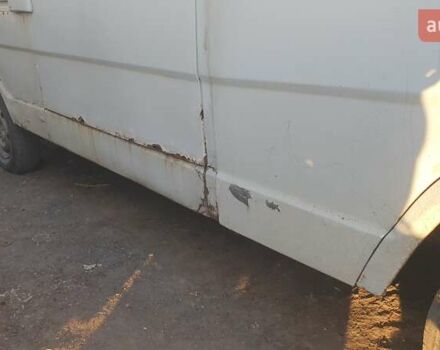 Белый Мерседес T1, объемом двигателя 2.3 л и пробегом 300 тыс. км за 2800 $, фото 4 на Automoto.ua