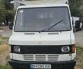 Белый Мерседес T1, объемом двигателя 2.3 л и пробегом 462 тыс. км за 3000 $, фото 1 на Automoto.ua