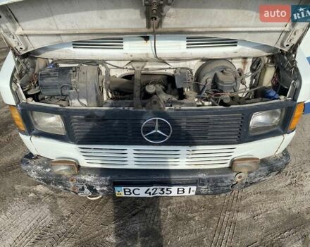 Белый Мерседес T1, объемом двигателя 2.9 л и пробегом 638 тыс. км за 3500 $, фото 5 на Automoto.ua