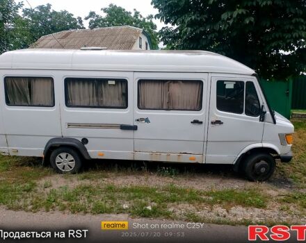 Белый Мерседес T1, объемом двигателя 2.9 л и пробегом 621 тыс. км за 2500 $, фото 1 на Automoto.ua