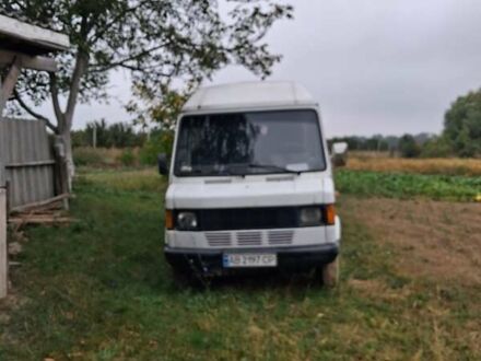 Белый Мерседес T1, объемом двигателя 2.3 л и пробегом 8 тыс. км за 3300 $, фото 1 на Automoto.ua