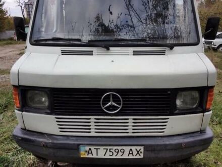 Мерседес T1 1994 у Калуше на Automoto.ua Білий Мерседес T1, об'ємом двигуна 2.3 л та пробігом 282 тис. км за 2500 $, фото 1 на Automoto.ua