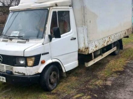 Мерседес T1 1994 у Рівному на Automoto.ua Білий Мерседес T1, об'ємом двигуна 2.9 л та пробігом 400 тис. км за 2500 $, фото 1 на Automoto.ua
