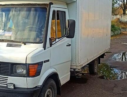 Мерседес T1 1994 в Днепре (Днепропетровске) на Automoto.ua Белый Мерседес T1, объемом двигателя 29 л и пробегом 0 тыс. км за 4000 $, фото 1 на Automoto.ua