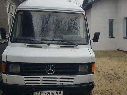 Мерседес T1 1995 в Черновцах на Automoto.ua Белый Мерседес T1, объемом двигателя 0 л и пробегом 500 тыс. км за 3500 $, фото 1 на Automoto.ua