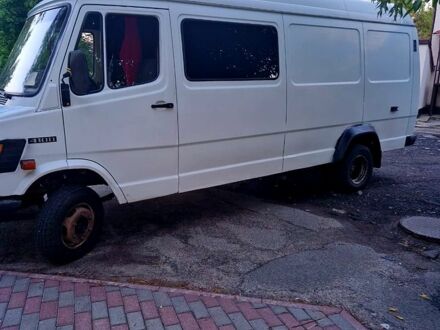 Мерседес T1 1996 в Киеве на Automoto.ua Белый Мерседес T1, объемом двигателя 3 л и пробегом 199 тыс. км за 5200 $, фото 1 на Automoto.ua