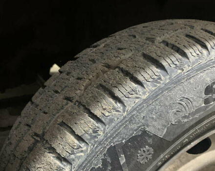 Красный Мерседес T1, объемом двигателя 3 л и пробегом 500 тыс. км за 3200 $, фото 5 на Automoto.ua