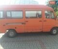 Красный Мерседес T1, объемом двигателя 2.9 л и пробегом 378 тыс. км за 1800 $, фото 4 на Automoto.ua