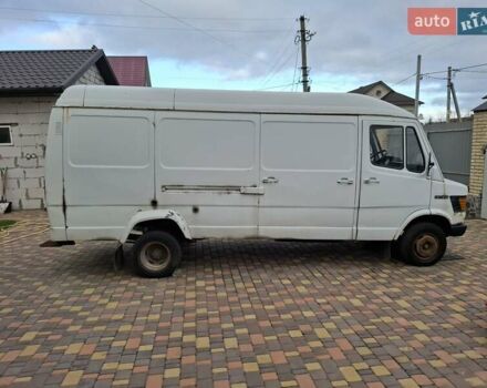 Мерседес T1, объемом двигателя 2.4 л и пробегом 442 тыс. км за 1999 $, фото 6 на Automoto.ua