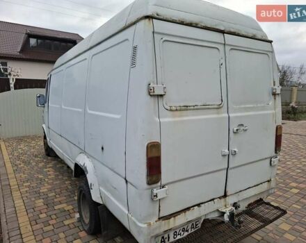 Мерседес T1, объемом двигателя 2.4 л и пробегом 442 тыс. км за 1999 $, фото 1 на Automoto.ua