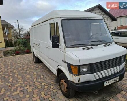 Мерседес T1, объемом двигателя 2.4 л и пробегом 442 тыс. км за 1999 $, фото 8 на Automoto.ua