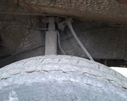 Мерседес T1, объемом двигателя 2.4 л и пробегом 442 тыс. км за 1999 $, фото 13 на Automoto.ua