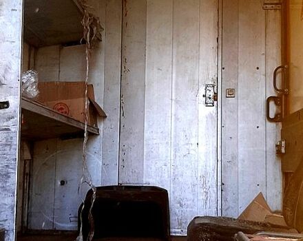 Мерседес T1, объемом двигателя 2.3 л и пробегом 300 тыс. км за 1600 $, фото 1 на Automoto.ua