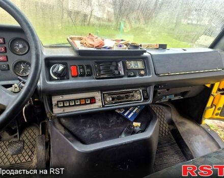 Мерседес T1, объемом двигателя 2.3 л и пробегом 550 тыс. км за 2800 $, фото 5 на Automoto.ua