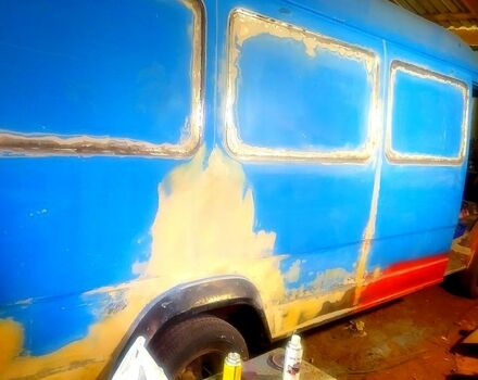 Мерседес T1, объемом двигателя 2.8 л и пробегом 0 тыс. км за 3000 $, фото 3 на Automoto.ua