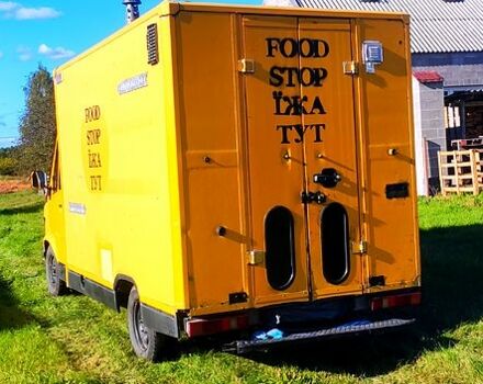 Мерседес T1, об'ємом двигуна 2.3 л та пробігом 0 тис. км за 2000 $, фото 5 на Automoto.ua