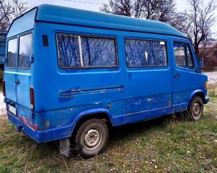 Мерседес T1, объемом двигателя 2.9 л и пробегом 220 тыс. км за 1800 $, фото 4 на Automoto.ua