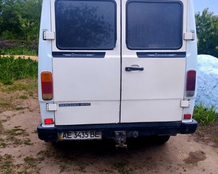 Мерседес T1, объемом двигателя 2.9 л и пробегом 350 тыс. км за 3000 $, фото 2 на Automoto.ua