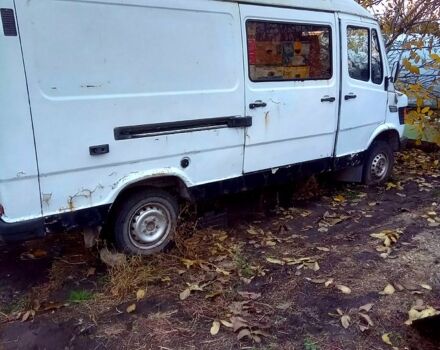 Мерседес T1, об'ємом двигуна 2.9 л та пробігом 500 тис. км за 2000 $, фото 4 на Automoto.ua