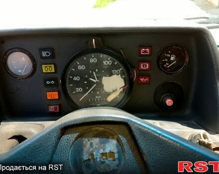 Мерседес T1, объемом двигателя 2.9 л и пробегом 472 тыс. км за 3100 $, фото 7 на Automoto.ua