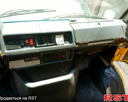 Мерседес T1, объемом двигателя 2.9 л и пробегом 472 тыс. км за 3100 $, фото 6 на Automoto.ua