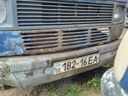 Мерседес T1 1979 в Жашкове на Automoto.ua Мерседес T1, объемом двигателя 2.4 л и пробегом 236 тыс. км за 2200 $, фото 1 на Automoto.ua