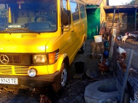 Мерседес T1 1994 у Арцизе на Automoto.ua Мерседес T1, об'ємом двигуна 23 л та пробігом 300 тис. км за 2350 $, фото 1 на Automoto.ua