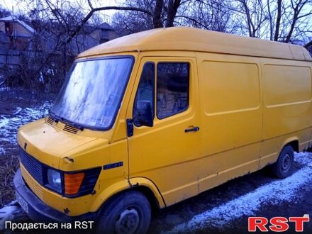 Мерседес T1, об'ємом двигуна 2.4 л та пробігом 365 тис. км за 1000 $, фото 1 на Automoto.ua