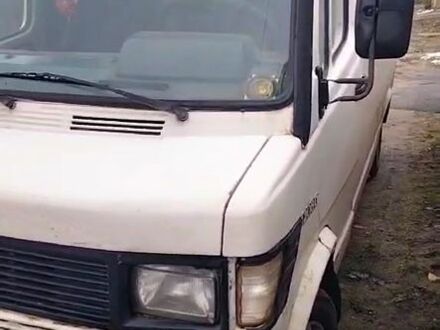 Мерседес T1 1995 у Мерефа на Automoto.ua Мерседес T1, об'ємом двигуна 23 л та пробігом 200 тис. км за 3000 $, фото 1 на Automoto.ua