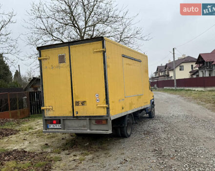 Желтый Мерседес T1, объемом двигателя 2.9 л и пробегом 500 тыс. км за 3650 $, фото 8 на Automoto.ua