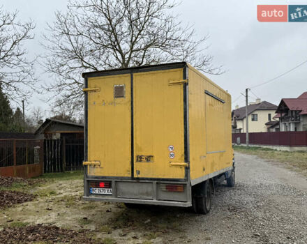 Желтый Мерседес T1, объемом двигателя 2.9 л и пробегом 500 тыс. км за 3650 $, фото 7 на Automoto.ua