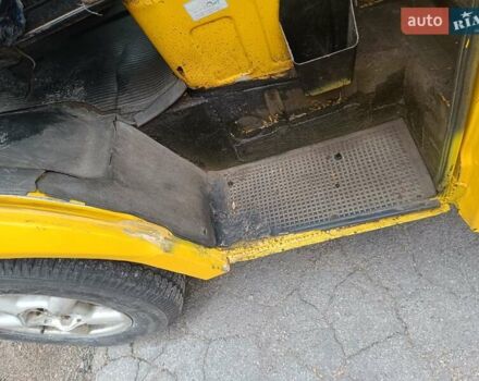 Желтый Мерседес T1, объемом двигателя 0 л и пробегом 2 тыс. км за 3500 $, фото 9 на Automoto.ua